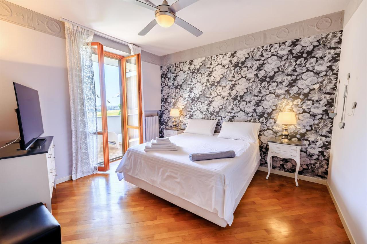 B&B Il Tiglio Porto Sant'Elpidio Luaran gambar